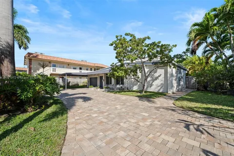 2219 SE 9th St, Pompano Beach FL 33062