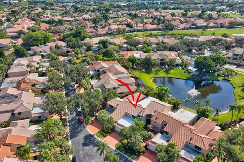 22571 Caravelle Cir, Boca Raton FL 33433