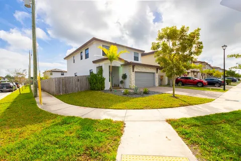 25407 SW 108th Ct, Homestead FL 33032