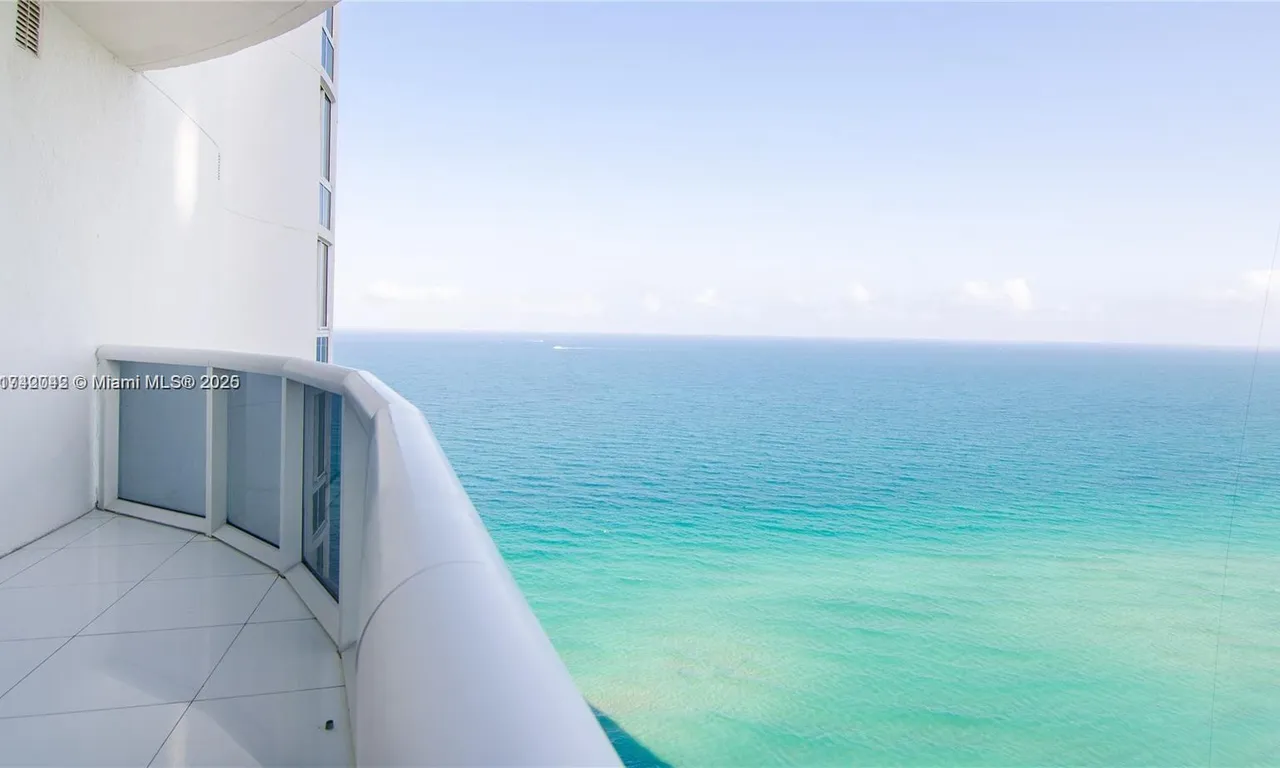 15811 Collins Ave # 2602, Sunny Isles Beach FL 33160