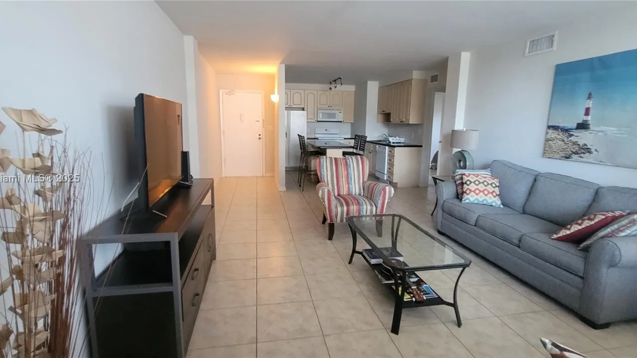 245 18th St # 505, Miami Beach FL 33139