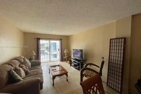 1635 W 44th Pl # 312, Hialeah FL 33012