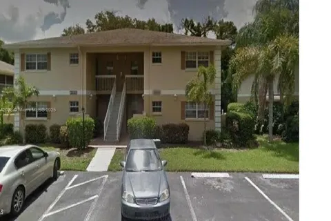 1680 NE SUNNY BROOK LN # 111, Palm Bay FL 32905