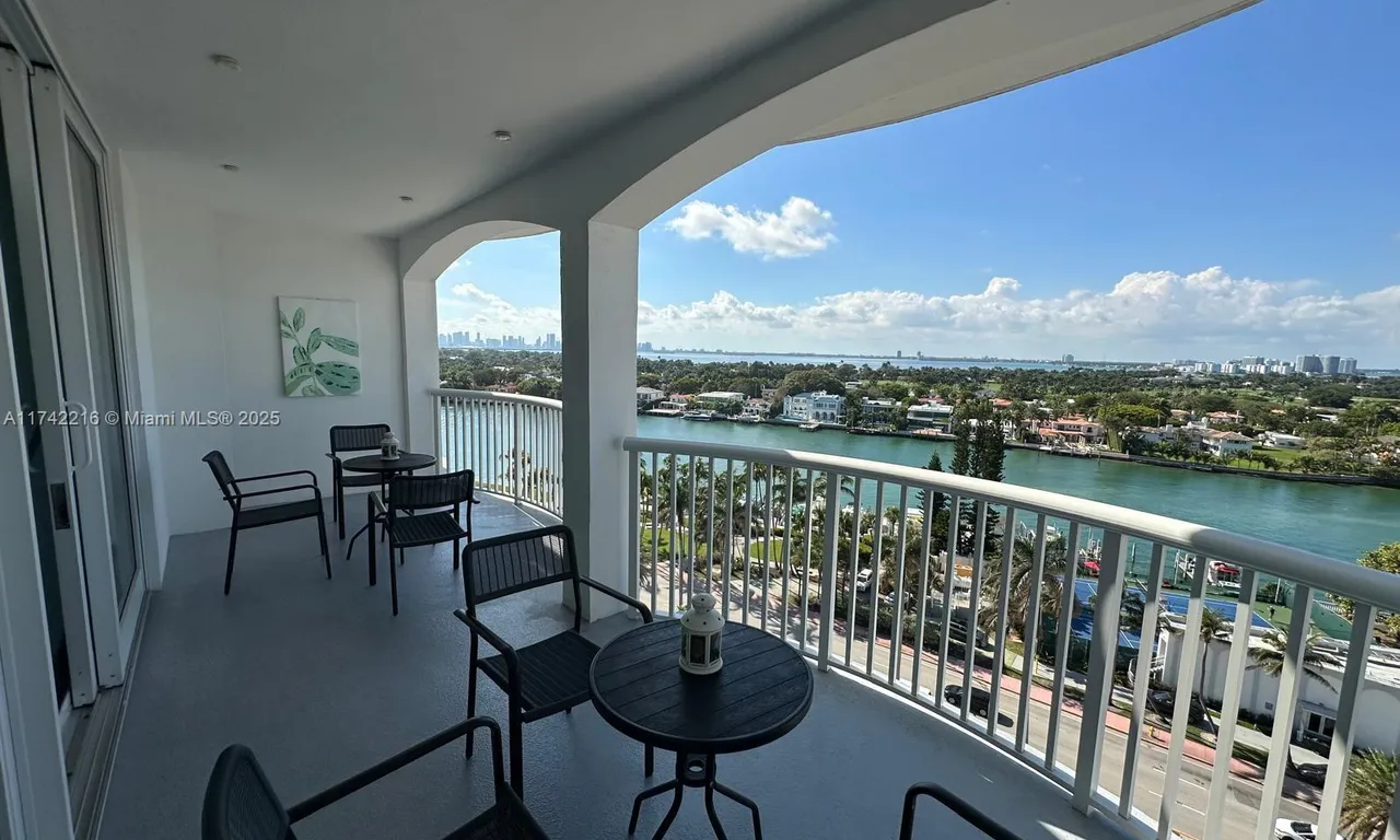 5401 Collins Ave # 922, Miami Beach FL 33140