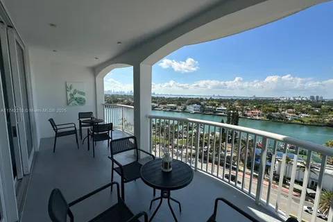 5401 Collins Ave # 922, Miami Beach FL 33140