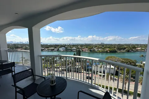 5401 Collins Ave # 922, Miami Beach FL 33140