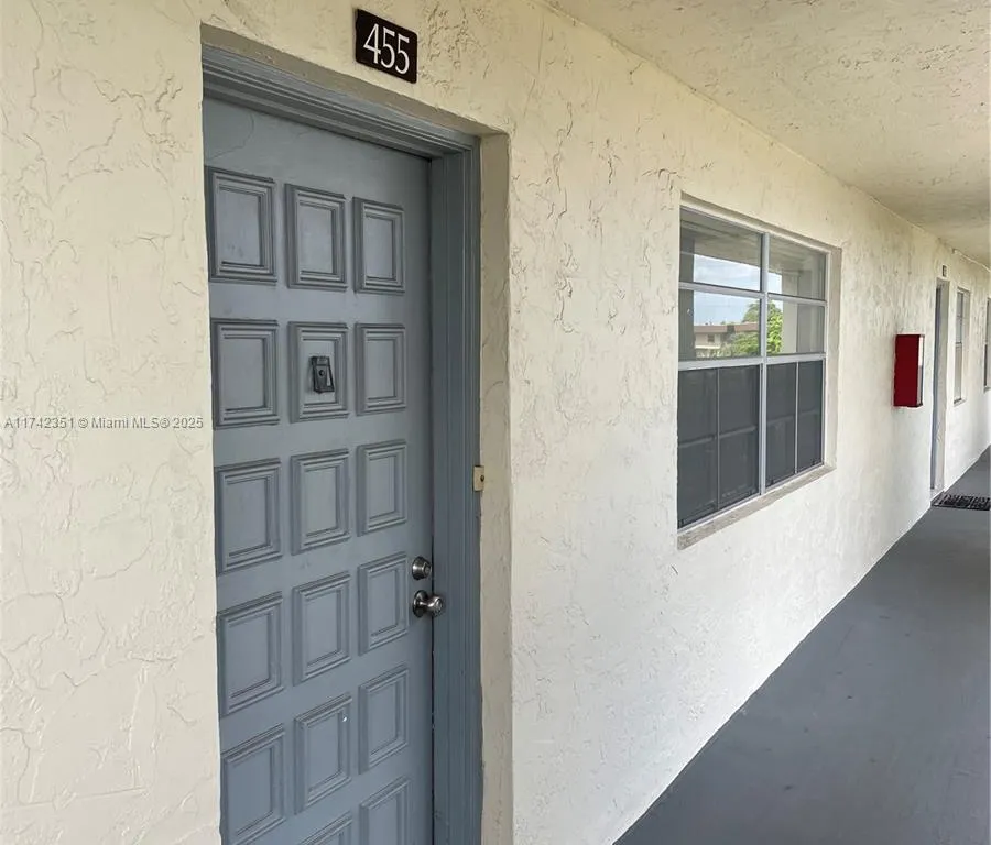 3099 NW 48th Ave # 455, Lauderdale Lakes FL 33313