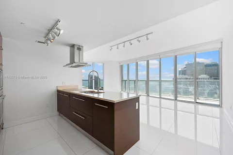 495 Brickell Ave # 1801, Miami FL 33131