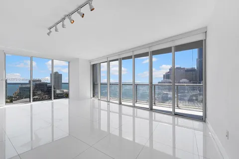 495 Brickell Ave # 1801, Miami FL 33131