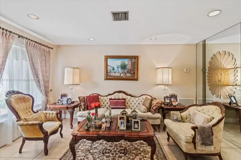 6385 SW 25th St, Miami FL 33155