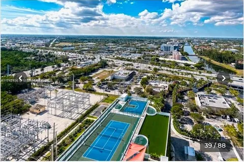 16385 Biscayne Blvd # 2518, Miami FL 33160