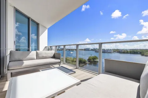 17111 Biscayne Blvd # 706, North Miami Beach FL 33160