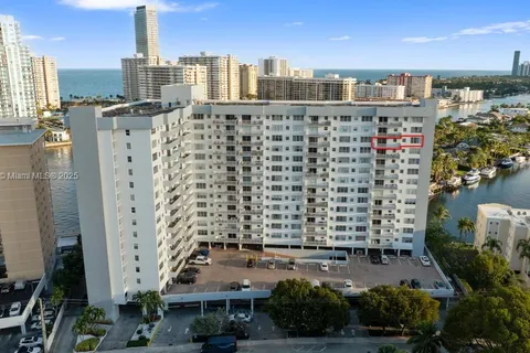 137 Golden Isles Dr # 1408, Hallandale Beach FL 33009