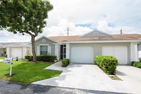 785 SE 18th Ln # 785, Homestead FL 33033