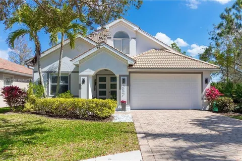 5544 Lago Villaggio Way, Naples FL 34104