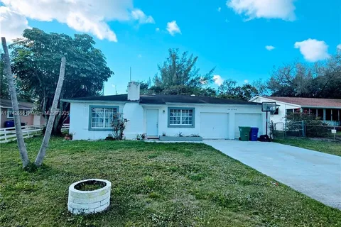 6220 SW 26th St, Miramar FL 33023