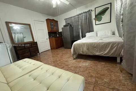 2002 Alton Rd, Miami Beach FL 33140