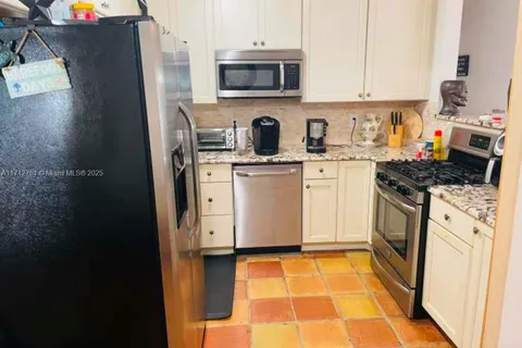 1920 Ramsey Dr, Lake Worth FL 33461