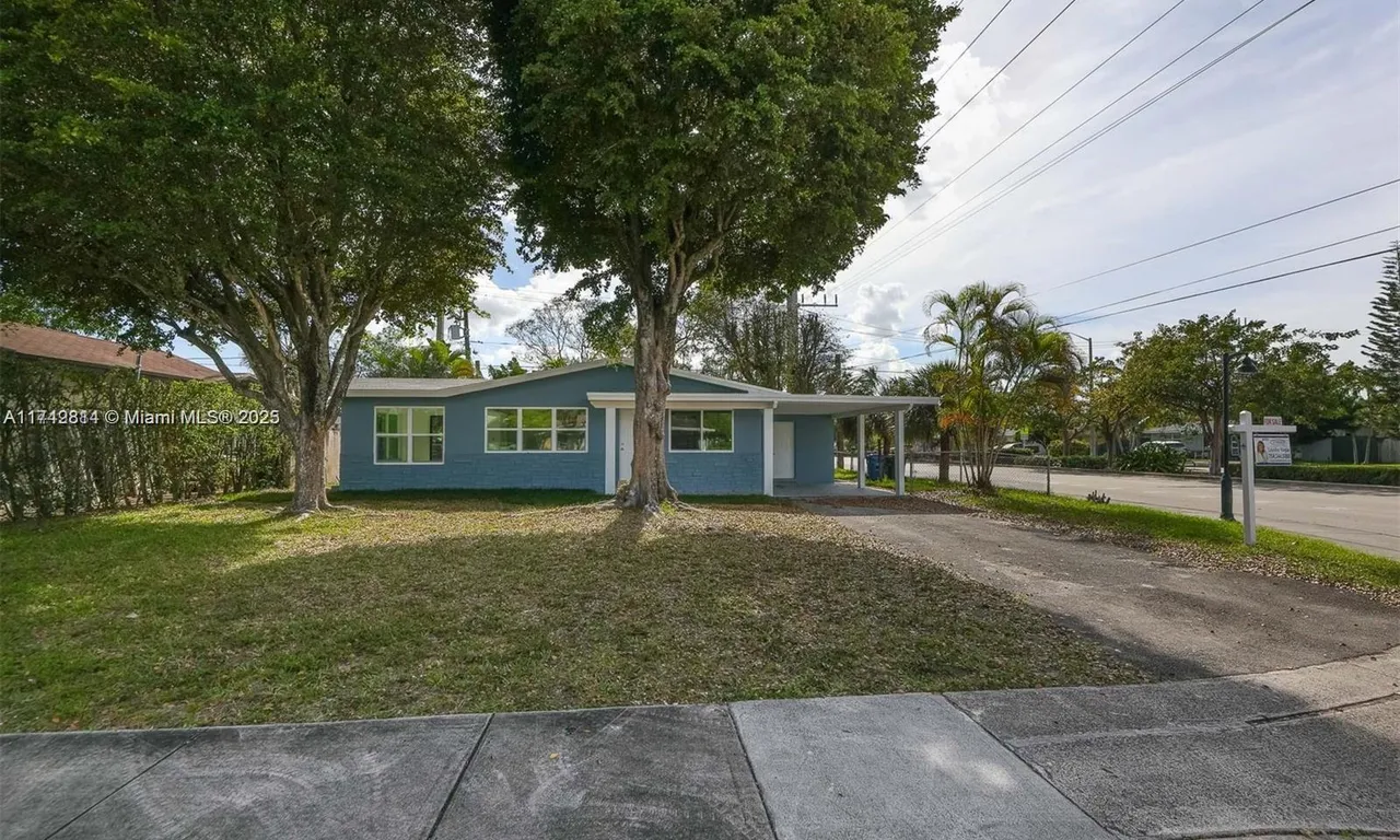 832 NW 28th St, Wilton Manors FL 33311