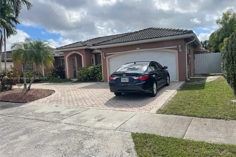 15272 SW 172nd Ter, Miami FL 33187