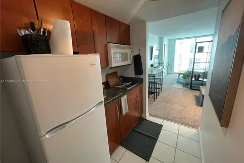 1200 Brickell Bay Dr # 2216, Miami FL 33131