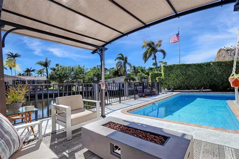 2810 NE 60th St, Fort Lauderdale FL 33308