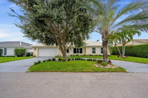 2810 NE 60th St, Fort Lauderdale FL 33308