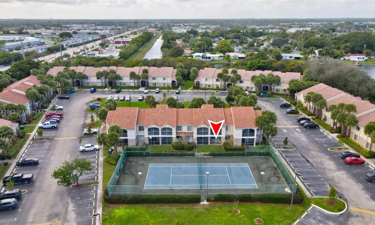 815 W Boynton Beach Blvd # 102, Boynton Beach FL 33426