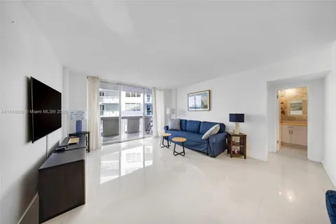 800 West Ave # 736, Miami Beach FL 33139