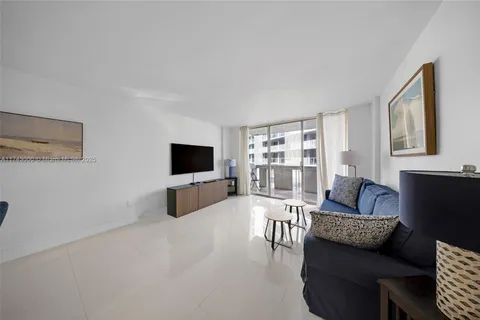 800 West Ave # 736, Miami Beach FL 33139