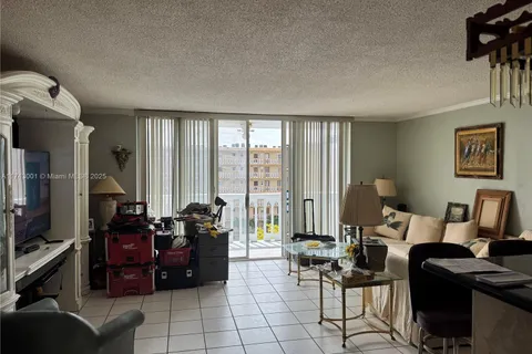 401 NE 14th Ave # 608, Hallandale Beach FL 33009