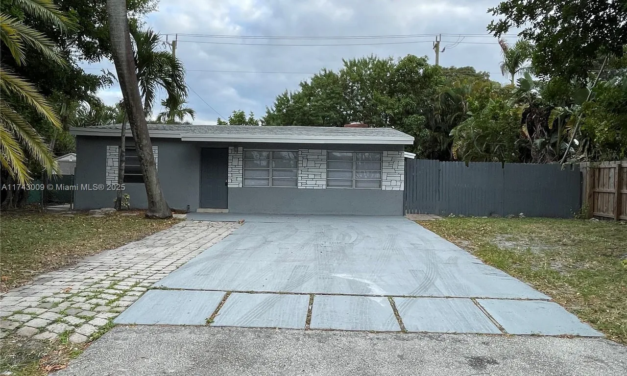1472 NE 25TH CT, Pompano Beach FL 33064