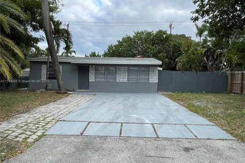 1472 NE 25TH CT, Pompano Beach FL 33064