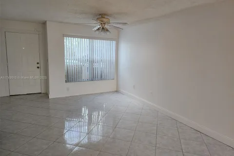 3347 NW 198th Ter, Miami Gardens FL 33056