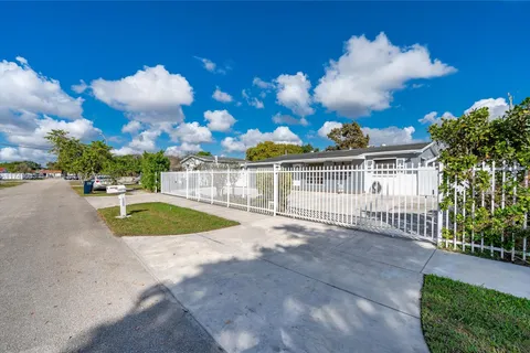 9111 SW 18 terrace, Miami FL 33165