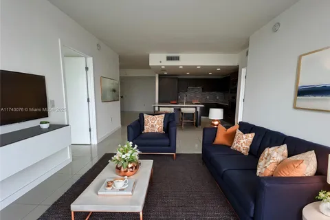 7661 NW 107th Ave # 408, Doral FL 33178