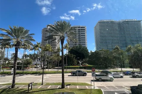 10210 Collins Ave # 202, Bal Harbour FL 33154