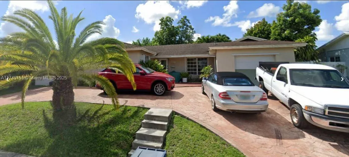 15743 Fairway Heights Blvd, Miami FL 33157