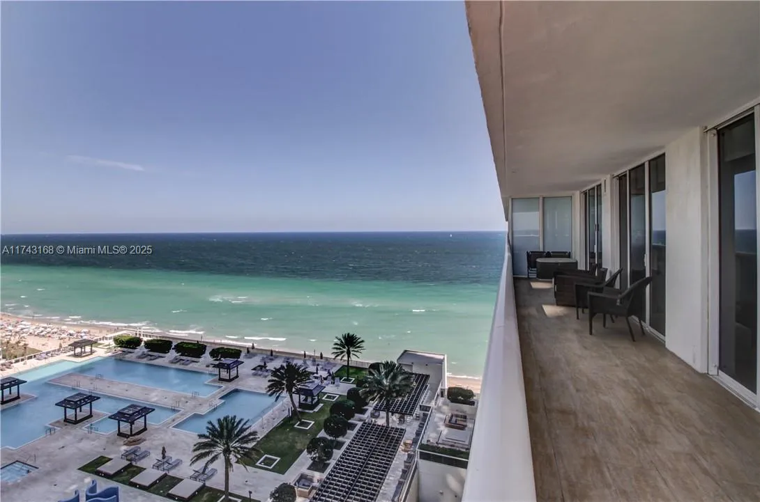 1830 S Ocean Dr # 1708, Hallandale Beach FL 33009