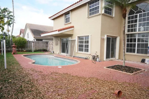 11080 Springfield Pl, Cooper City FL 33026