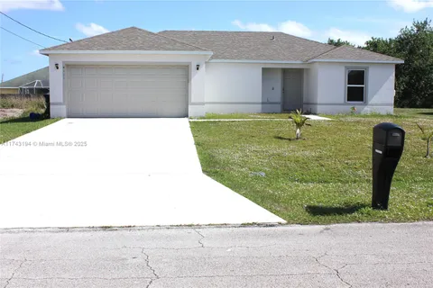 4111 SW Baltic St, Port St. Lucie FL 34953