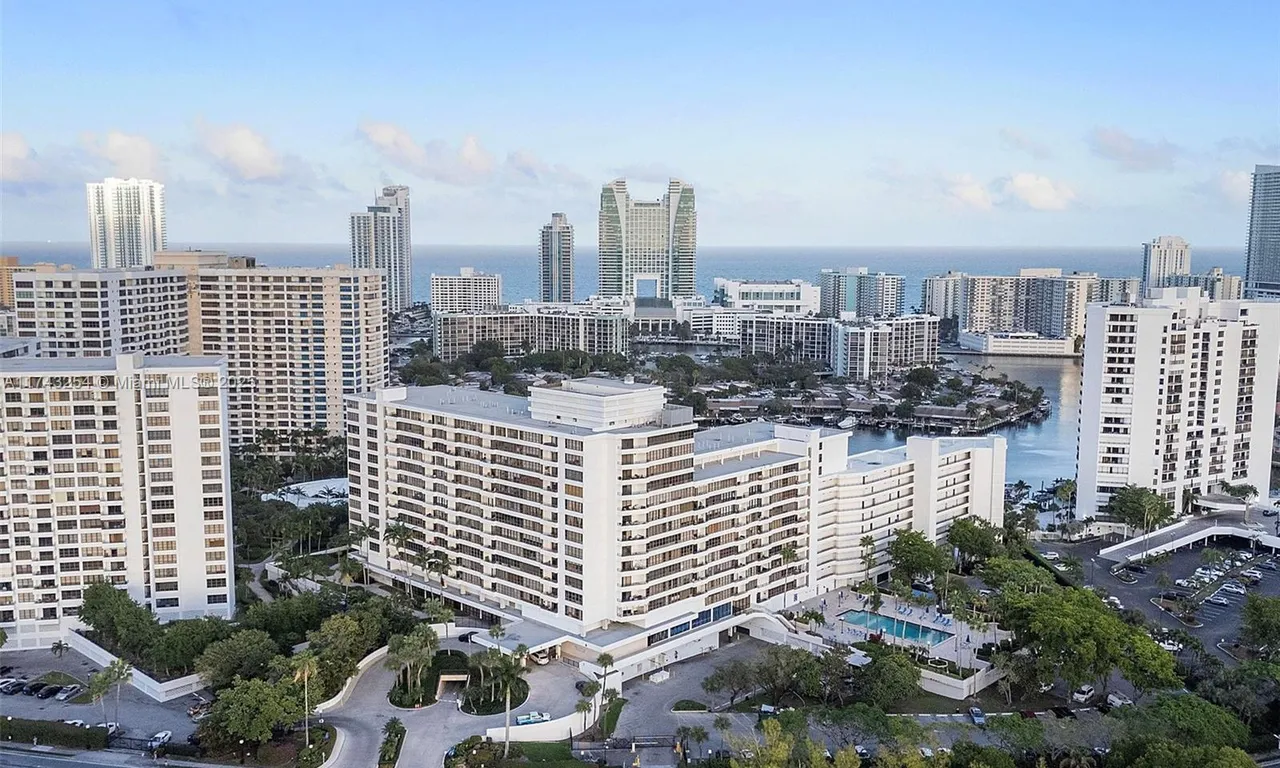 500 Three Islands Blvd # 411, Hallandale Beach FL 33009