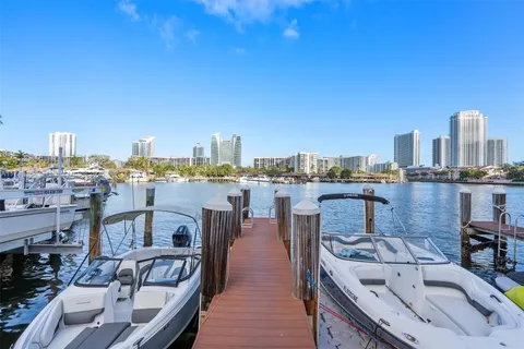 500 Three Islands Blvd # 411, Hallandale Beach FL 33009