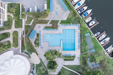 500 Three Islands Blvd # 411, Hallandale Beach FL 33009