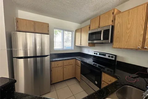 8750 N Sherman Cir # 102, Miramar FL 33025