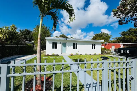 515 NW 130th St, North Miami FL 33168