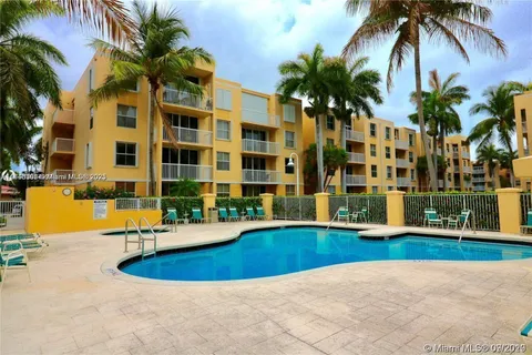 1450 SE 3rd Ave # 411, Dania Beach FL 33004