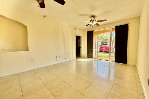 6540 NW 114th Ave # 1402, Doral FL 33178