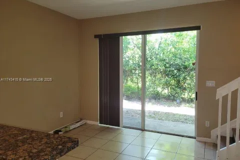 21201 NW 14 PL # 318, Miami Gardens FL 33169