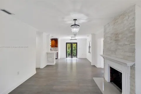 135 Ponce De Leon Blvd # 135, Coral Gables FL 33134